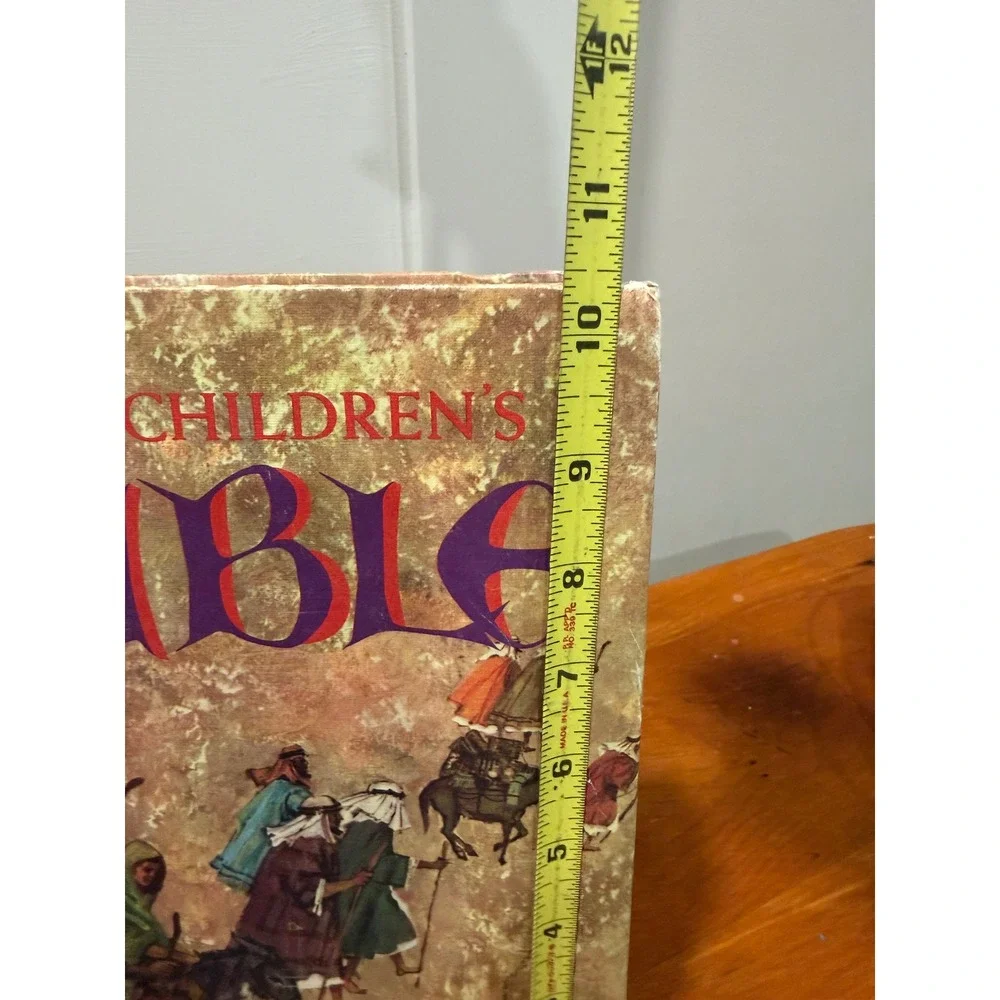 Vintage Golden Press The Childrens Bible Illustrated Hardcover Book 16520